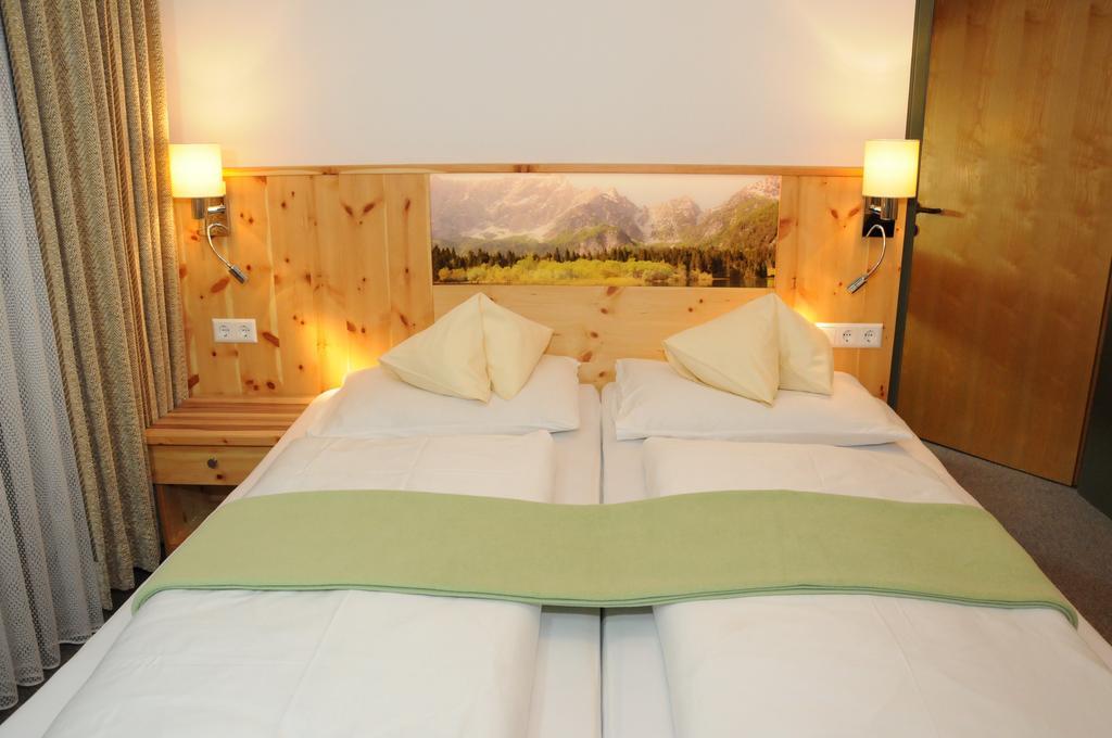 Hotel Vital Bad Bleiberg Chambre photo